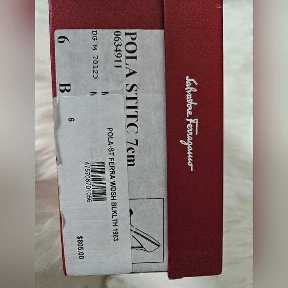 Salvatore Ferragamo Pola Stitc Peep Toe Pumps Size 6B - Picture 9 of 11